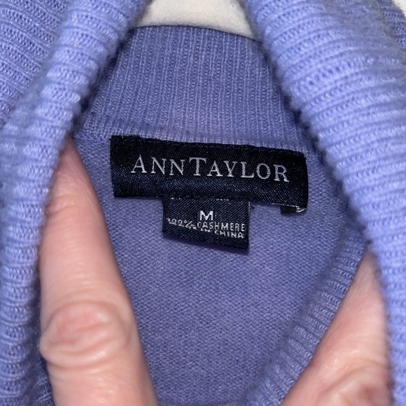 BEAUTIFUL pastel stripe Ann Taylor cashmere turtleneck sweater 3/4 sleeve M - Picture 2 of 7